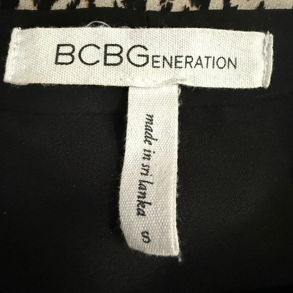 BCBGeneration Leopard Print Halter Top with Black Tie size Small - Picture 2 of 8